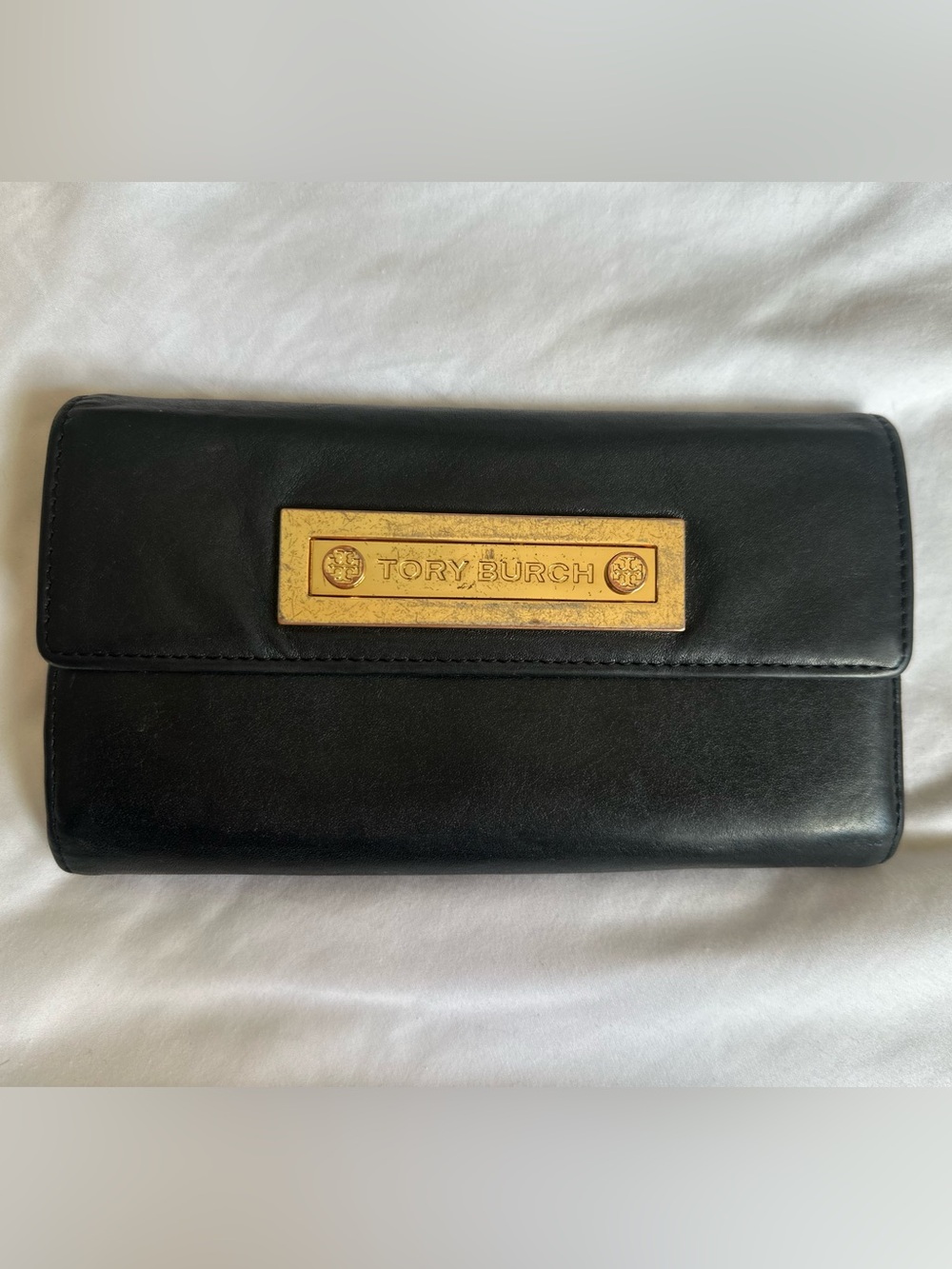 Vintage Y2K Tory Burch Black Leather Continental Flap Wallet Gold Logo Plaque